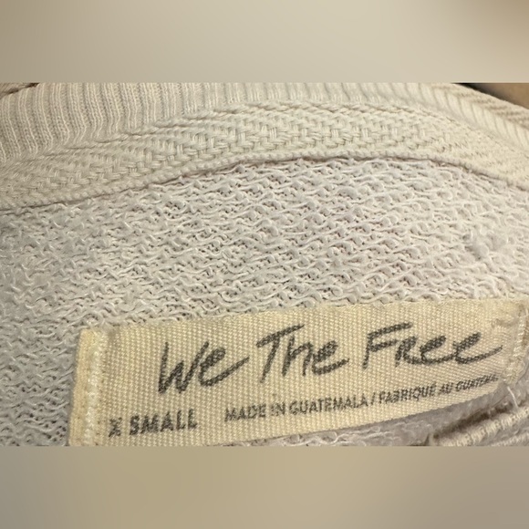 NWOT Free People We The Free Graphic Camden Pullover - highland cow combo - XS - Picture 11 of 11